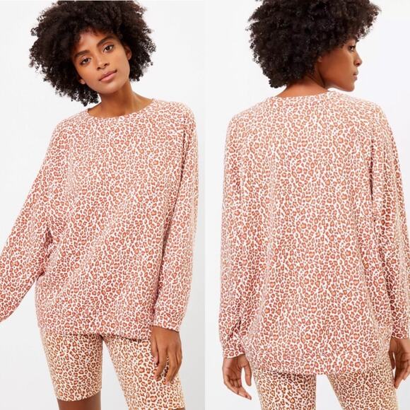 Lou & Grey Leopard Print Pullover Womens Small NWT Oversized Soft Terry Casual - Picture 1 of 8